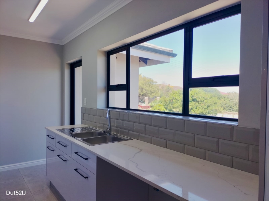 3 Bedroom Property for Sale in Fraaiuitsig Western Cape